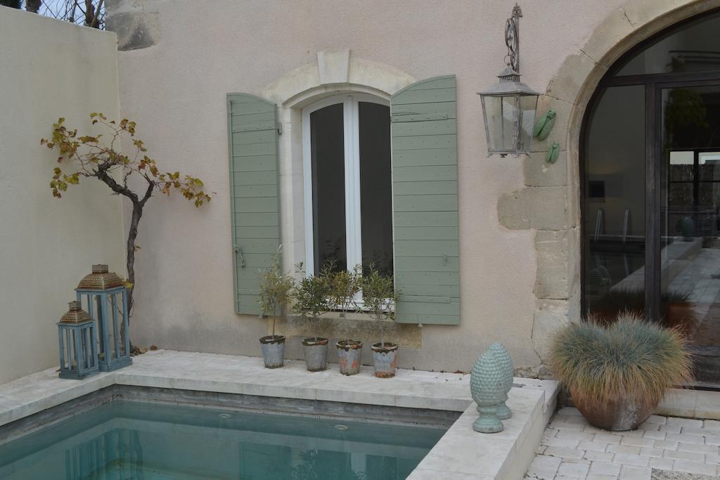 Bed and Breakfast Mas A L'Improviste Maillane Экстерьер фото
