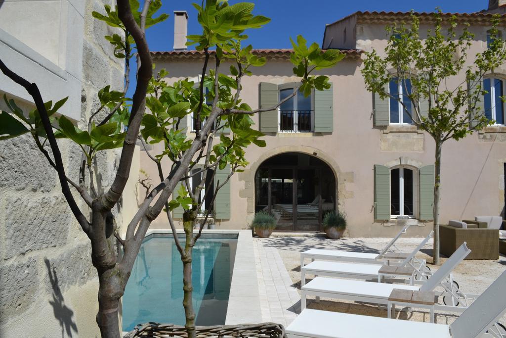 Bed and Breakfast Mas A L'Improviste Maillane Экстерьер фото