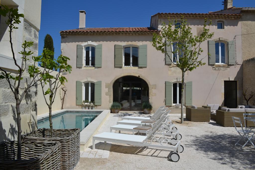 Bed and Breakfast Mas A L'Improviste Maillane Экстерьер фото