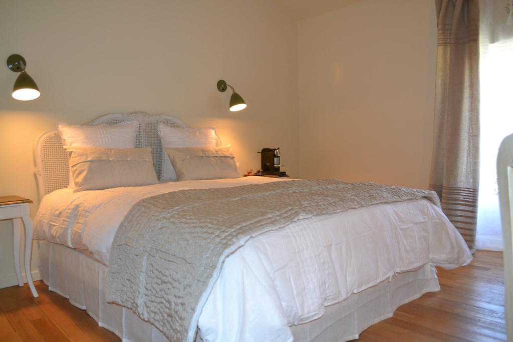 Bed and Breakfast Mas A L'Improviste Maillane Номер фото