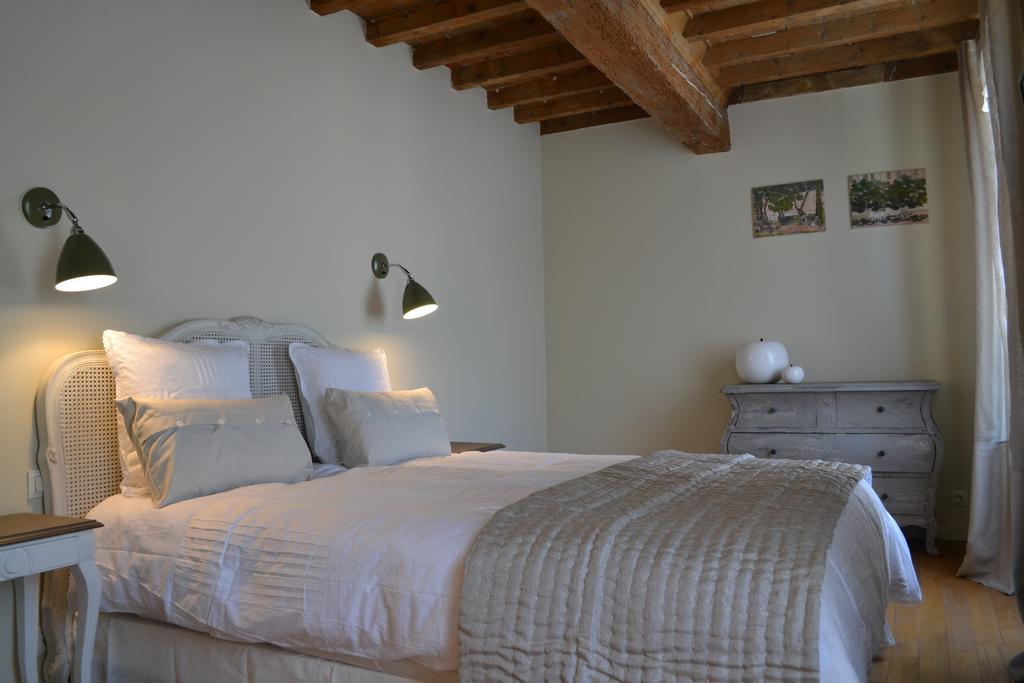 Bed and Breakfast Mas A L'Improviste Maillane Номер фото