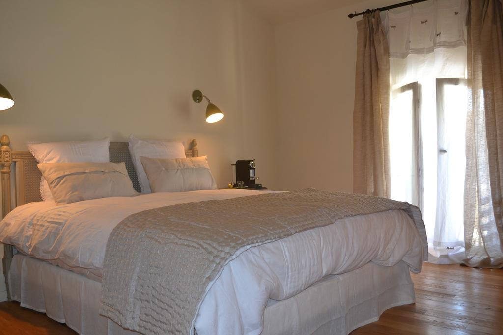 Bed and Breakfast Mas A L'Improviste Maillane Номер фото